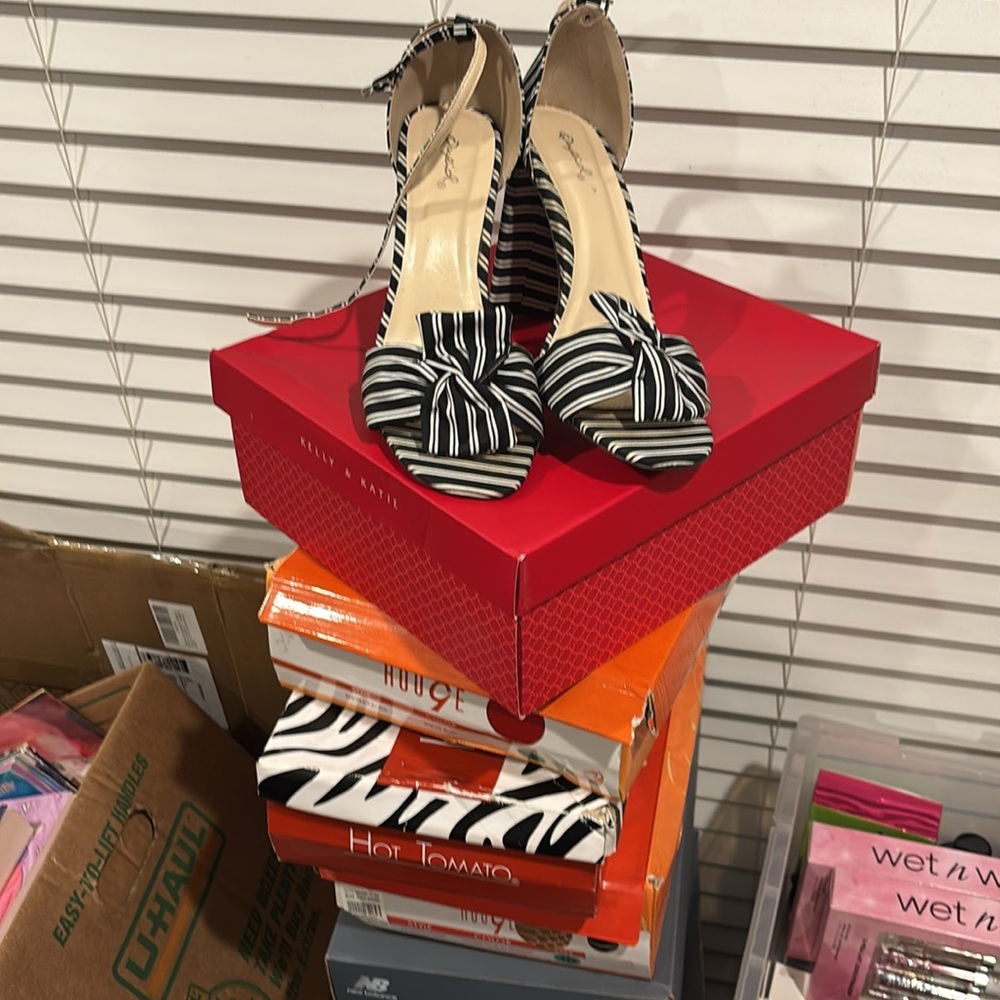 Size 10W high heels bundle